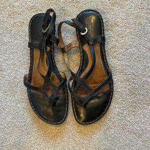 Born sandals size 9